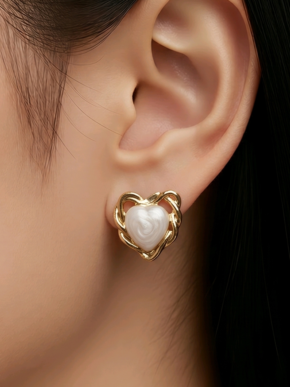 Gold Heart Pearl Stud Earrings Twisted Quiet Luxury Old Money Romantic Jewelry